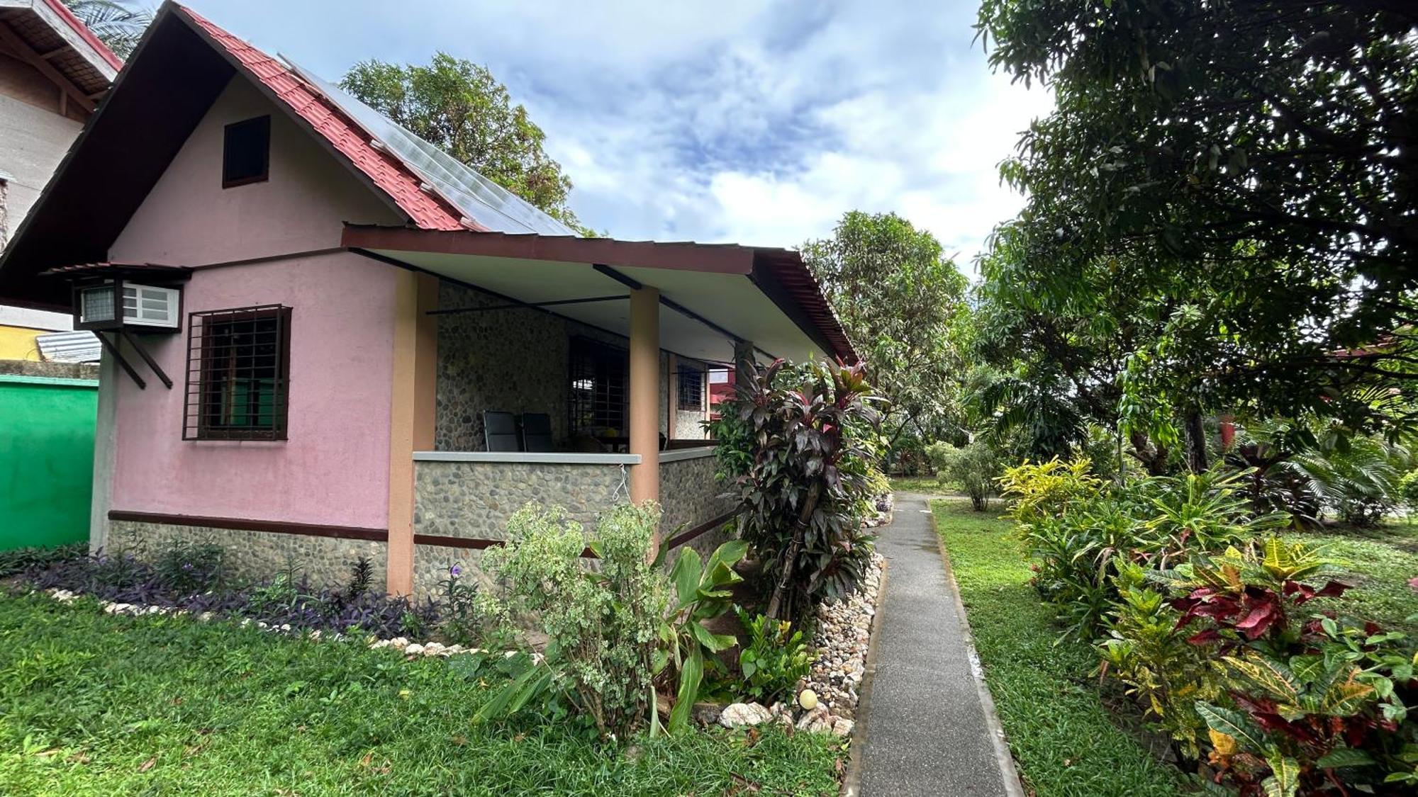 Haus Am Strand Auf Sibuyan Island Nahe Cresta De Gallo - Marevic'S Guesthouse 1 Ohne Klimaanlage Azagra Экстерьер фото